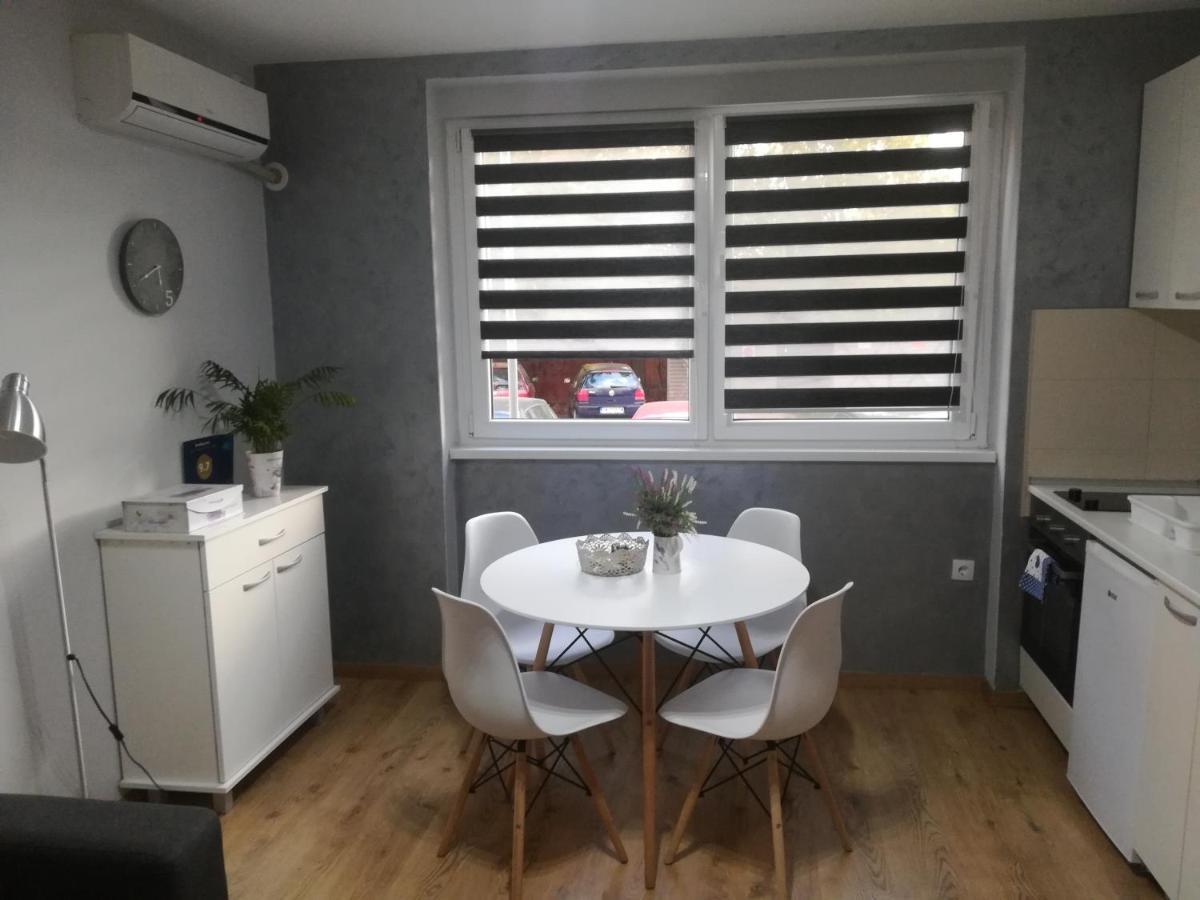 Apartment Marija Сремска-Митровица Экстерьер фото